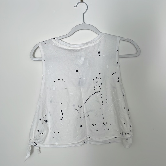 Forever 21 Knit Top (White /Black ) Size: M - Picture 2 of 6
